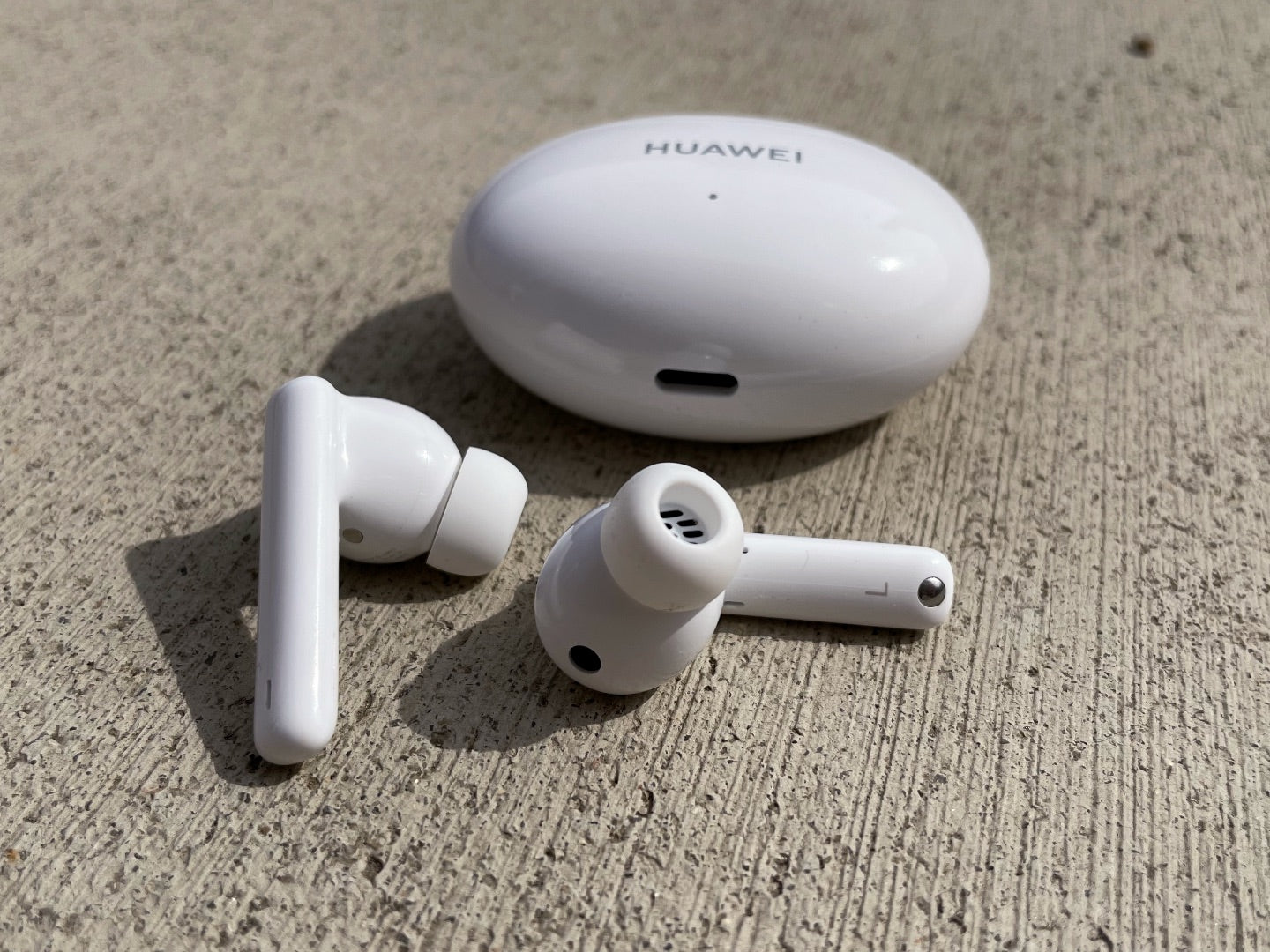Huawei Freebuds 4i - White product photo