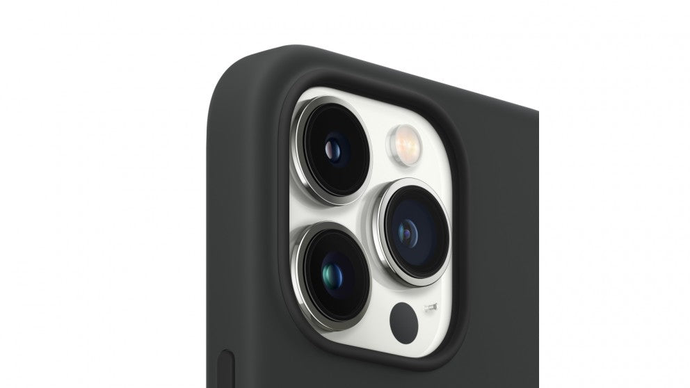 Apple iPhone 13 Pro Silicone Case with MagSafe - Midnight product photo
