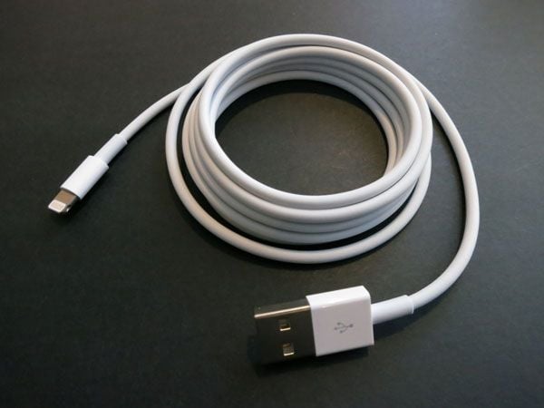 Apple Cable USB - Lightning 2m additional product image