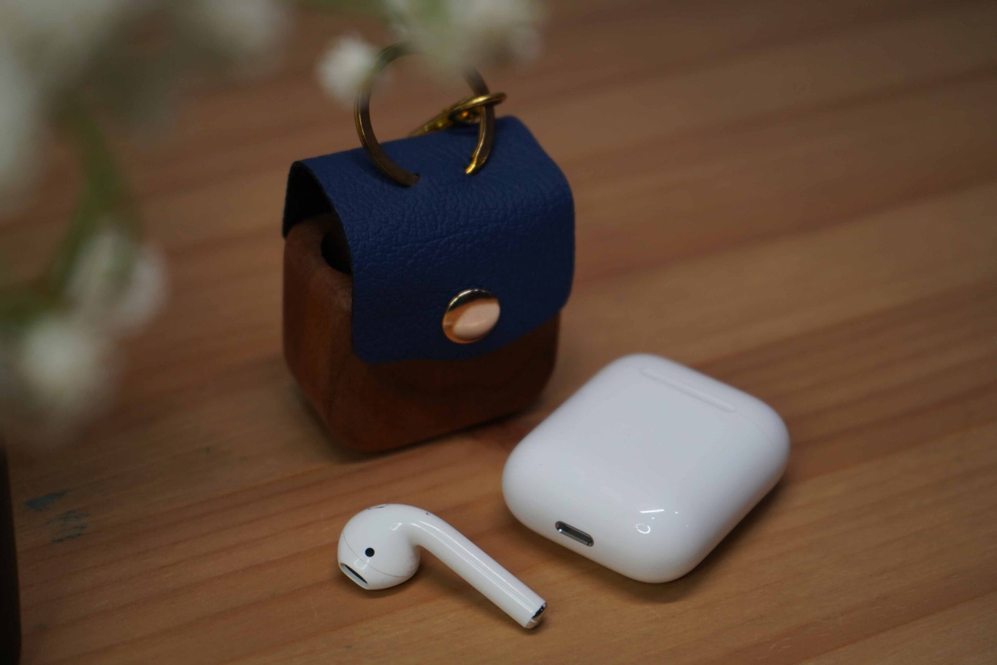 Elegant Wood AirPods Case - Blue additional product image