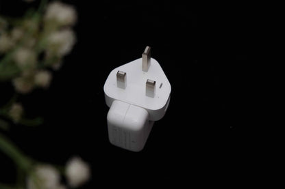 Apple 12W USB Power Adapter - White product photo