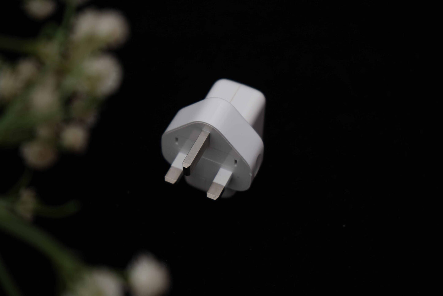 Apple 12W USB Power Adapter - White product image