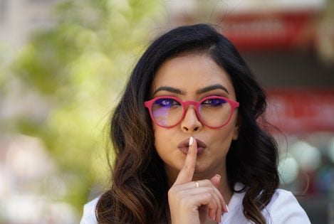 Barner Chamberi Screen Glasses - Burgundy Red product photo