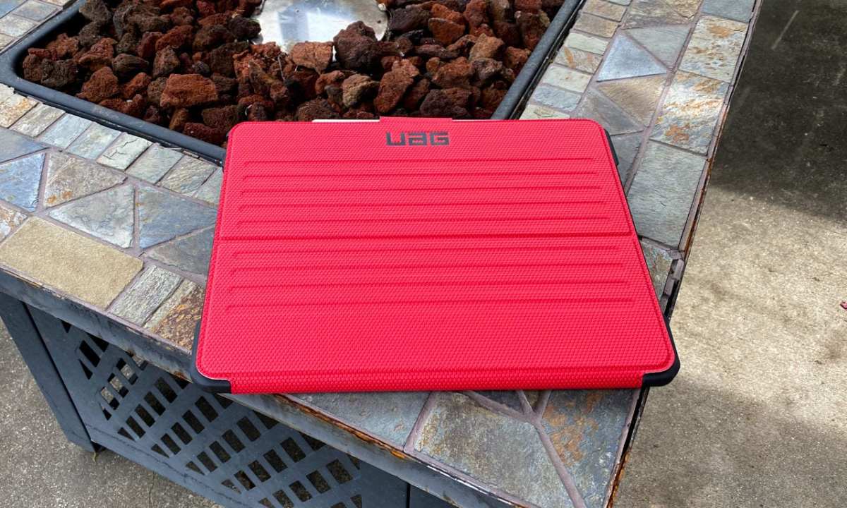 UAG Metropolis Series iPad Pro 12 9" Case 4TH GEN 2020 - Red product image