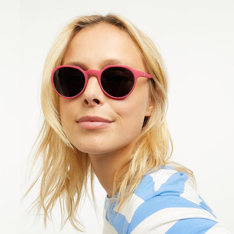 Barner Chamberi Sun Glasses - Burgundy Red product photo