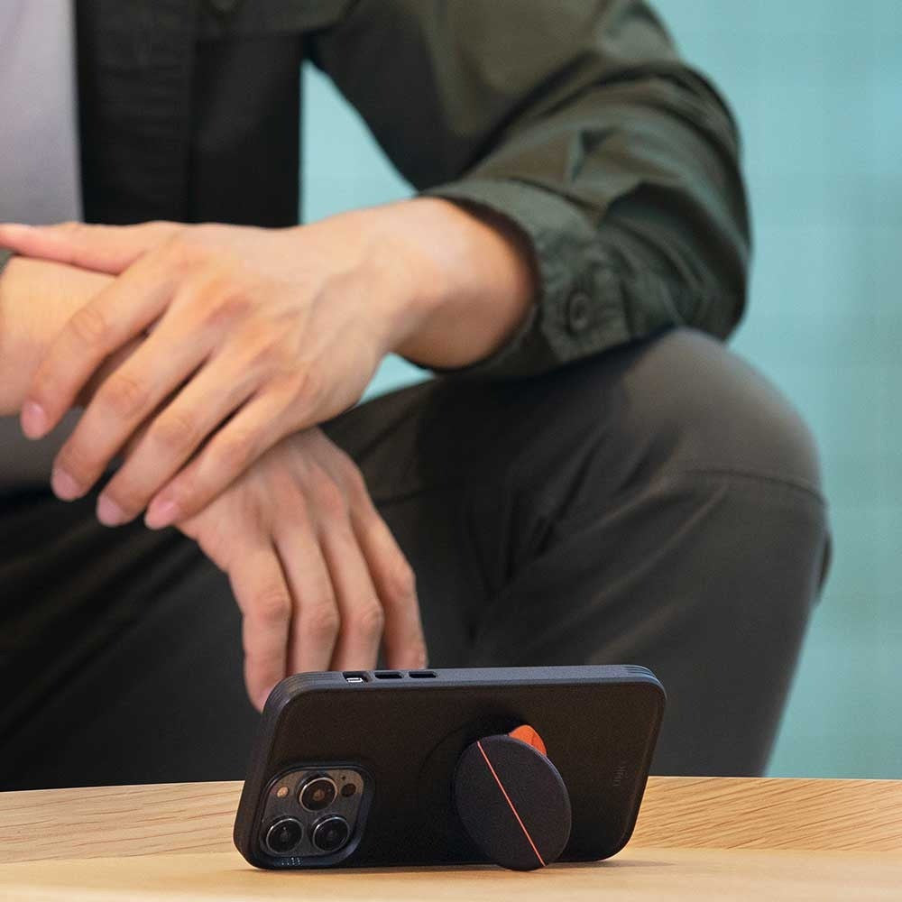 Uniq iPhone 14 Pro Nova Case - Black product photo