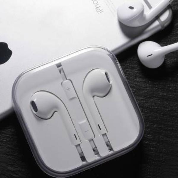 Apple Headset with Lightning Connector additional product image
