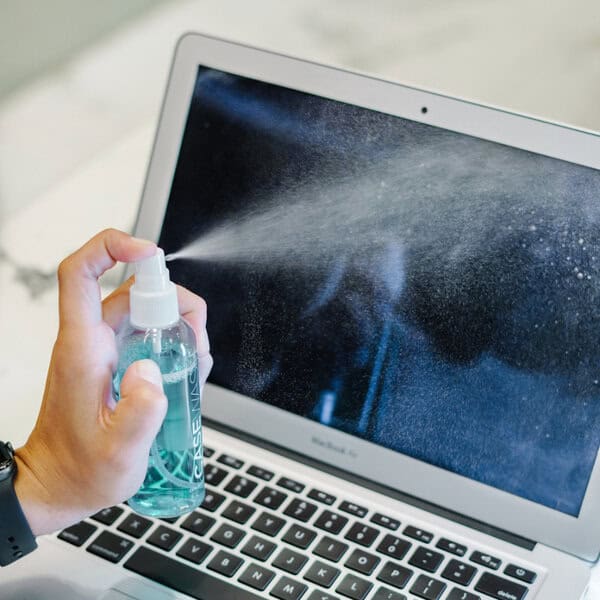 Grip2u and Cavaraty CaseWash Sanitizing Clean 100ML product photo