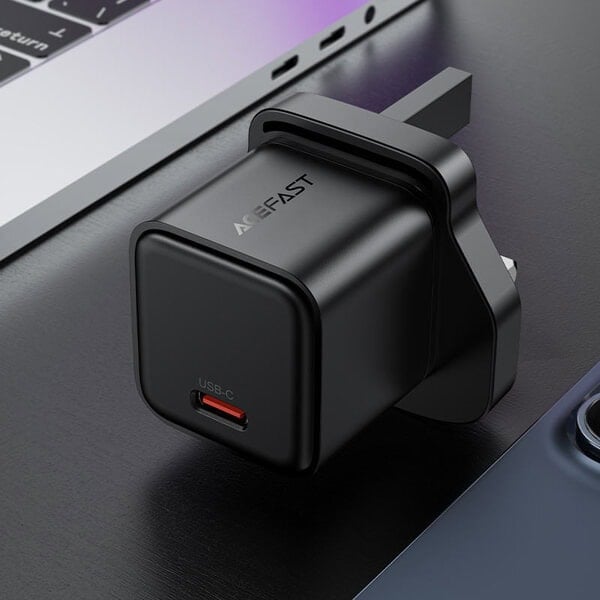 Acefast Fast Charge Wall Charger A123 PD20W GaN 1xUSB-C UK product photo