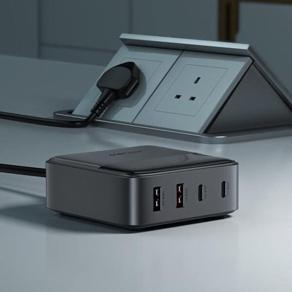 Acefast Desktop Power Station Z6 PD65W GaN 2xUSB-C+2xUSB-A UK additional product image