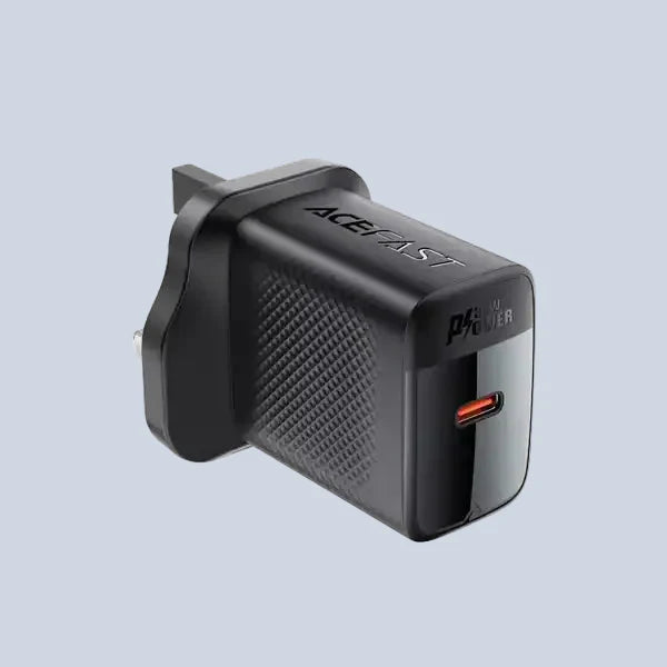 Acefast - 30W GaN USB-C Power Delivery 3-Pin UK Charging Plug - Black product photo