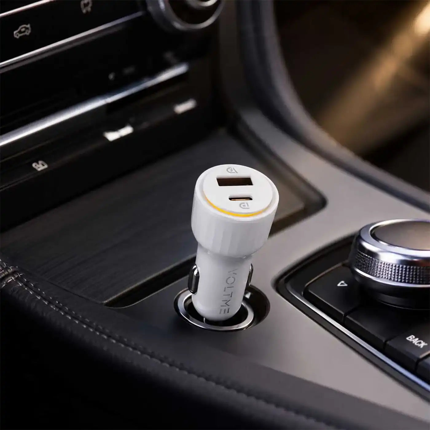 Voltme Cazo 48 CA Car Charger – 48W – Dual Port – White